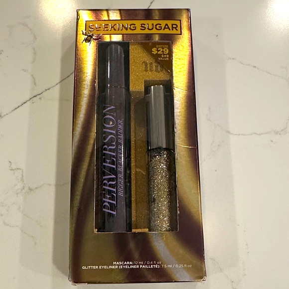 Urban Decay Perversion Mascara and Glitter Eyeliner - Black and Gold - Picture 1 of 6